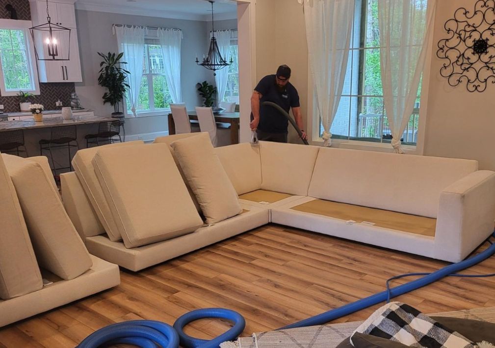 What Is The Average Cost Of Upholstery Cleaning In Worthington Oh