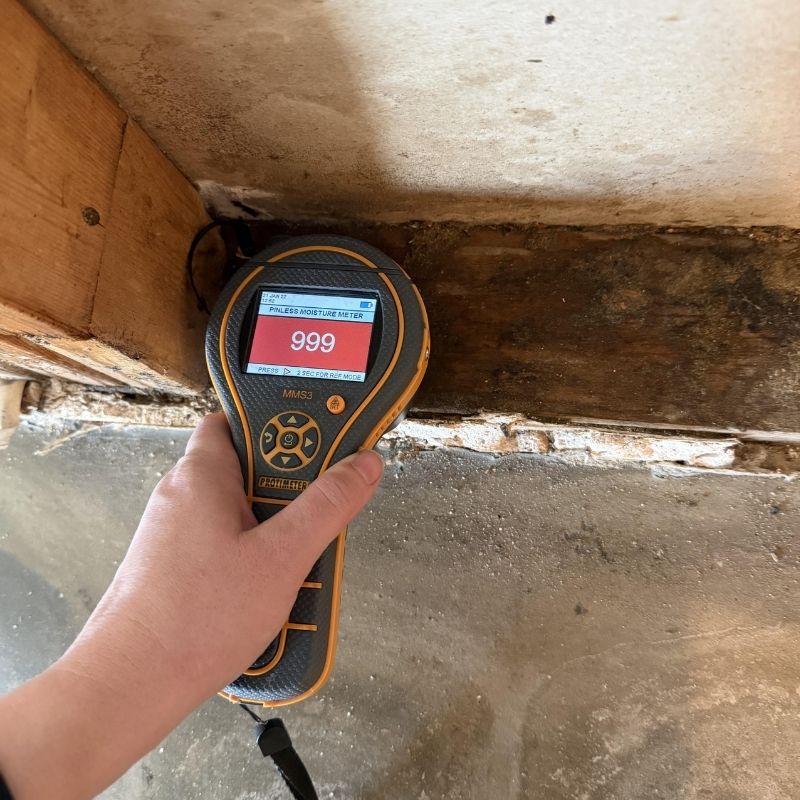 Pinless Moisture Meter