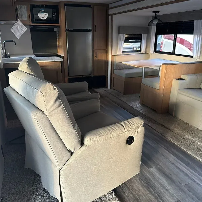 RV Tile Cleaning Gallery 2
